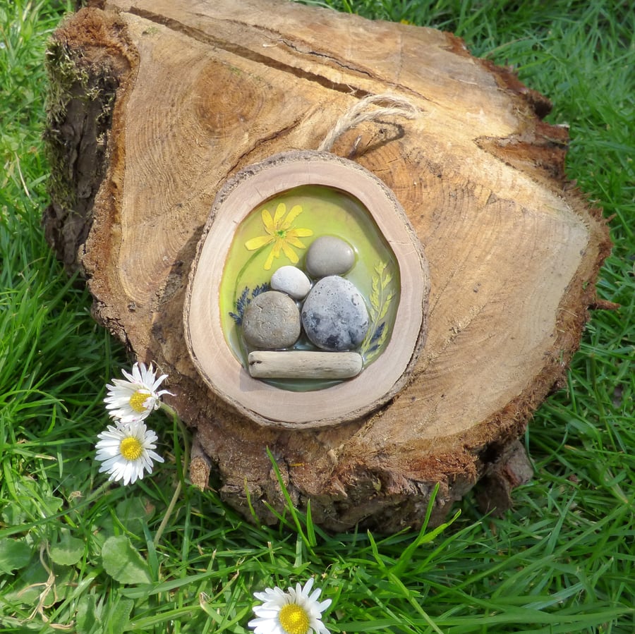 Couple Pebble Art & Pressed Yellow Flower In Resin On Natural Wood