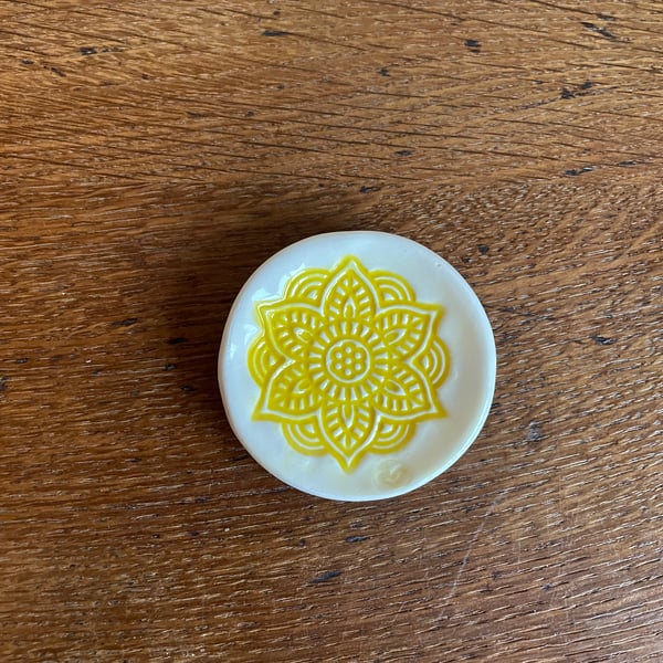 Ring dish with yellow mandala