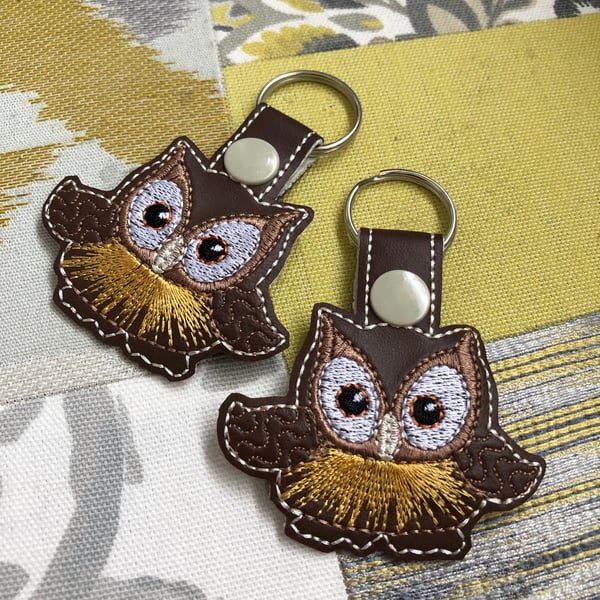 Owl Keyring with metal ring 