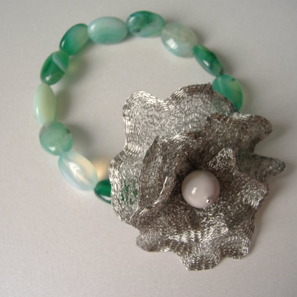 Green Agate Flower Bracelet  - Handmade - Genuine Gemstone