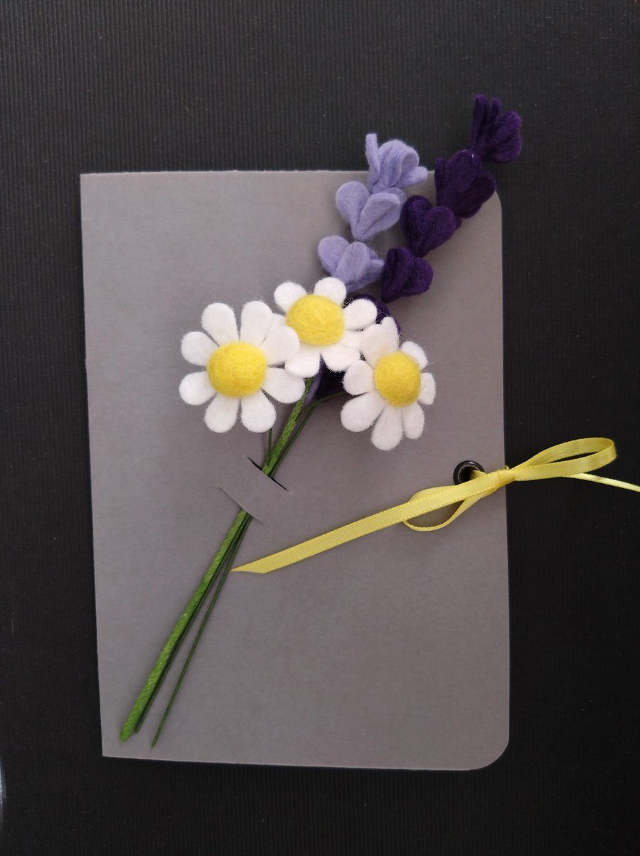 Medium Felt Flowers Card  - Chamomile & Lavender