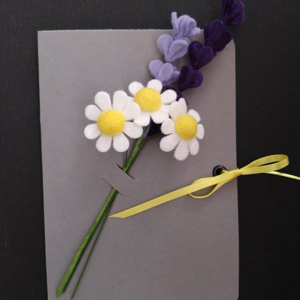 Medium Felt Flowers Card  - Chamomile & Lavender