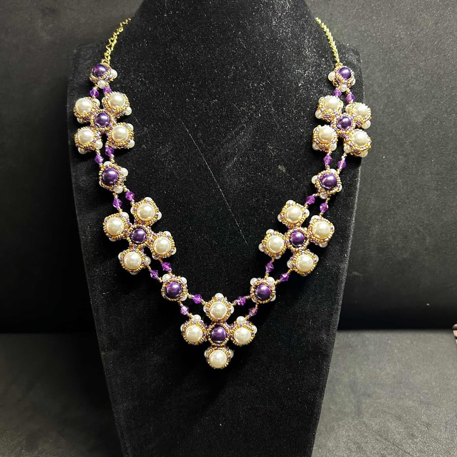 Tudor Dreams Glass Pearl ande Seed Bead Necklace handmade