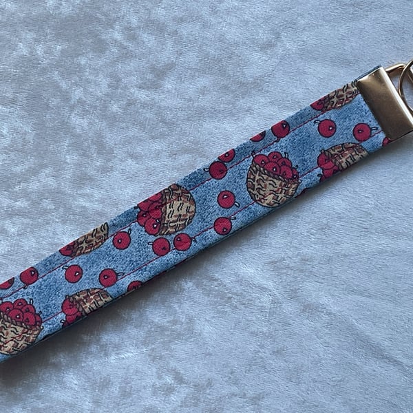 APPLES on BLUE WRISTLET KEYRING KEY HOLDER LANYARD FOB CHAIN 