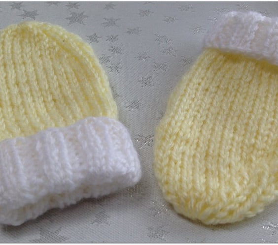 Baby mittens 0-3 months - NOW 10% REDUCTION