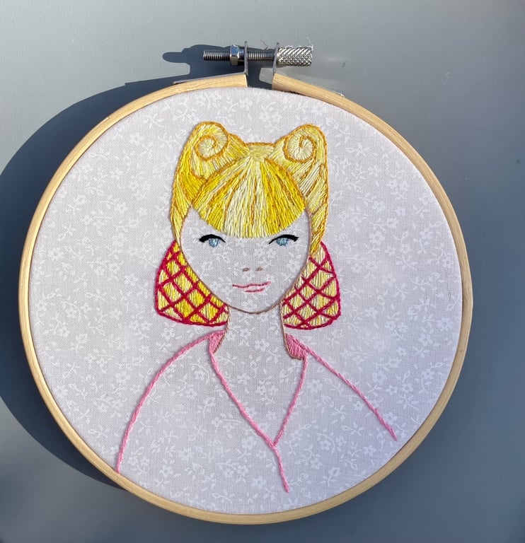 Finished hoop embroidery - vintage woman