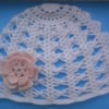 Crochet girl hat with flower