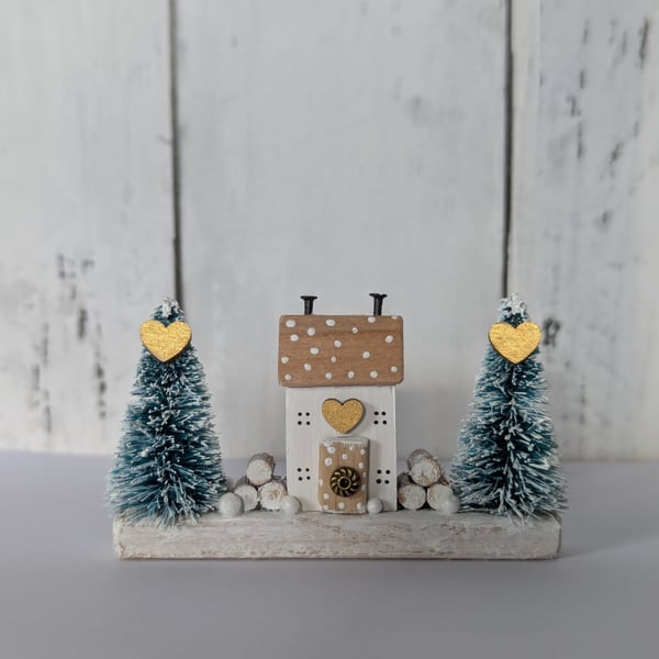Christmas Cottage - Tiny Handmade Wooden Christmas Decoration 