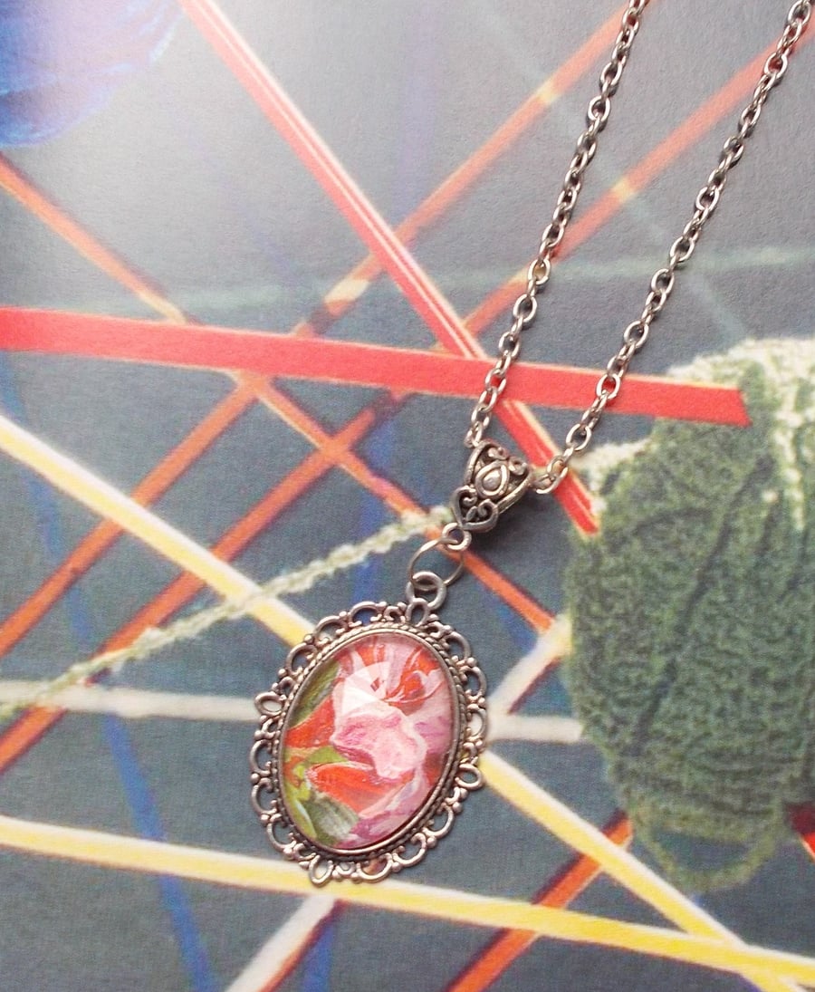 Vintage Style Cabochon Pendant with a Beautiful Rose