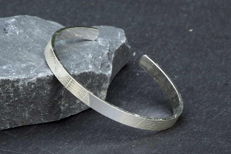 Slim Leaf Cuff