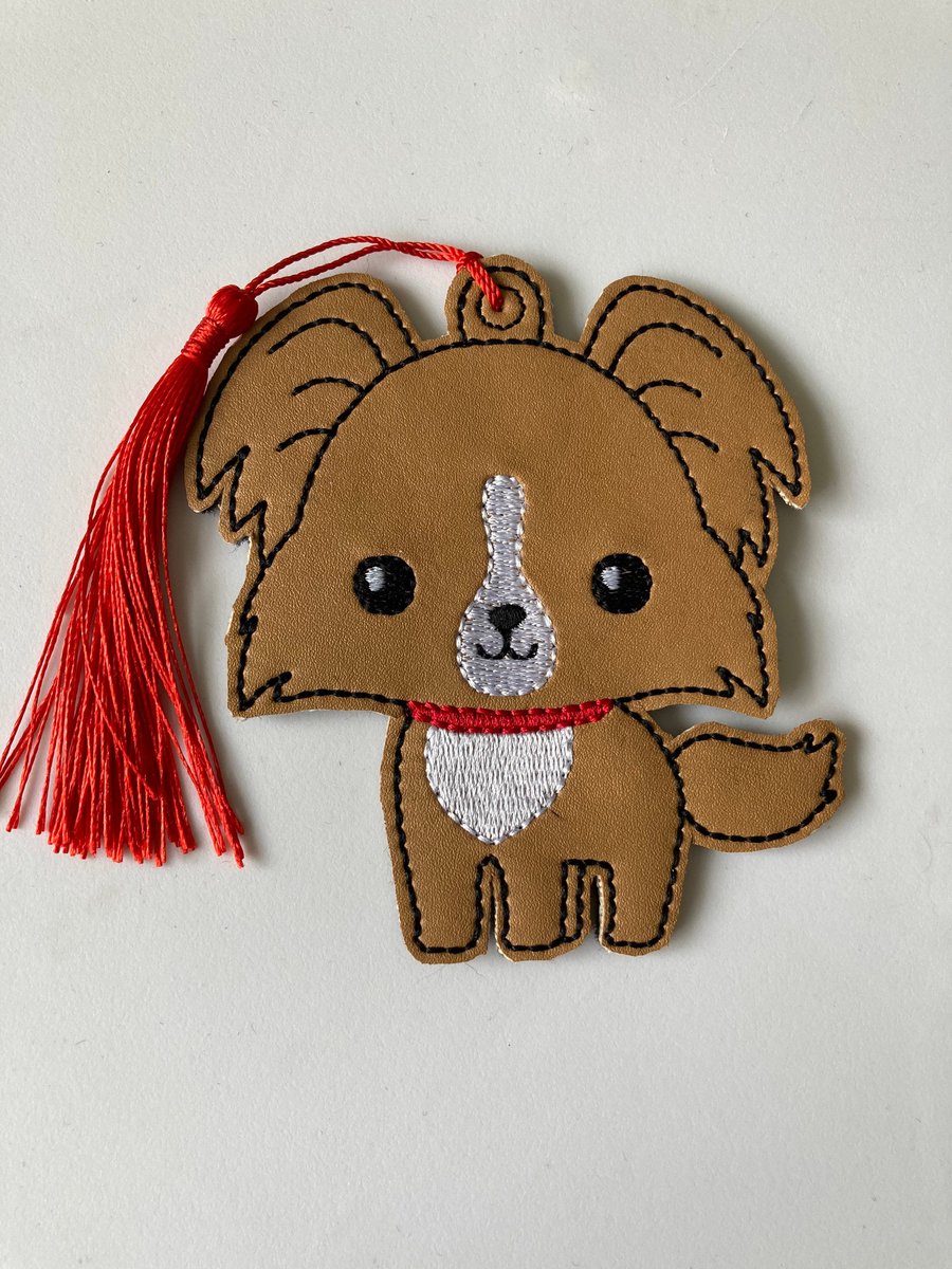 852. Doggie bookmark.