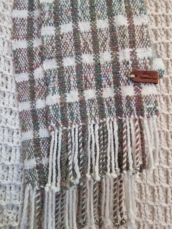 Sparkly handwoven scarf