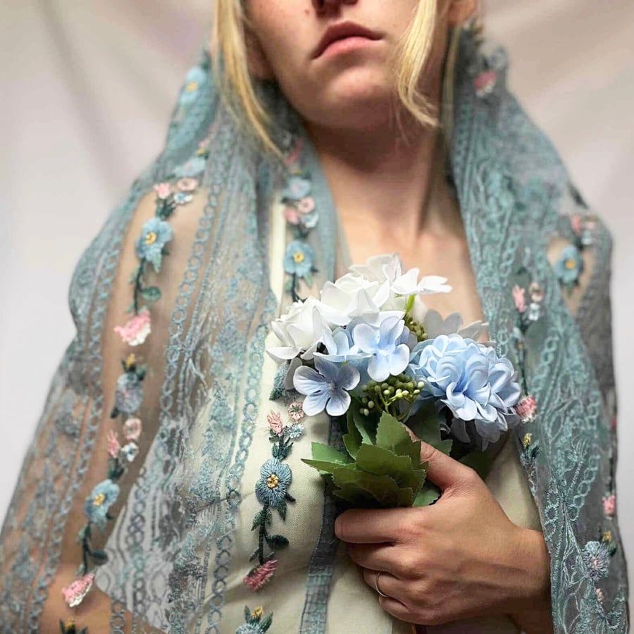 Blue Floral Lace Wedding Veil With Embroidered Flowers - Ava Jane
