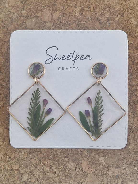 Pressed flower resin earrings