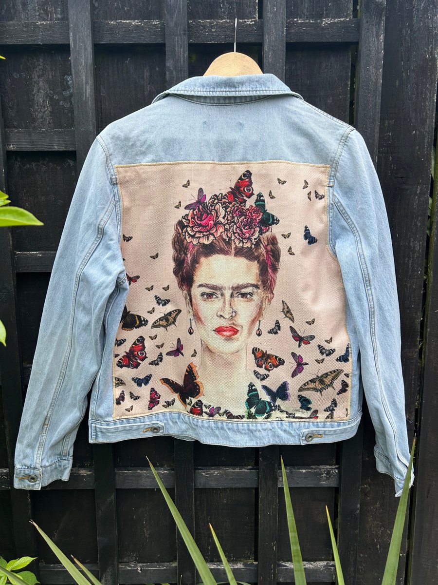 Frida Kahlo denim jacket Size 12
