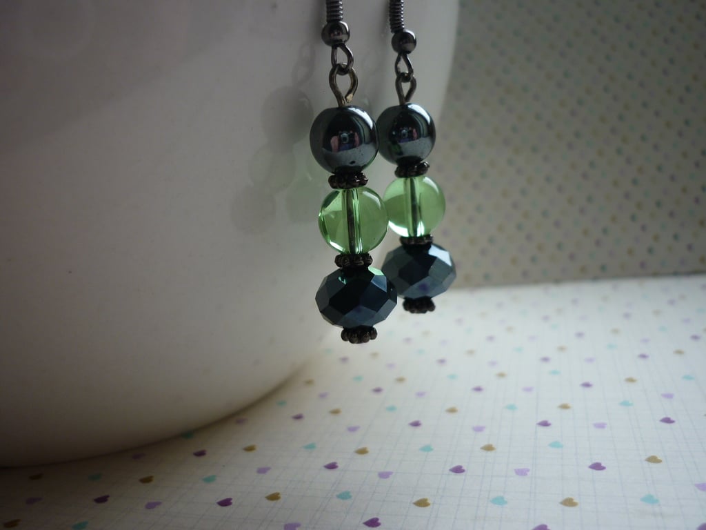 HEMATITE AND PALE GREEN EARRINGS.  748