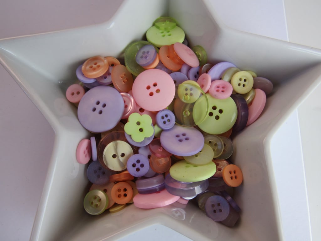 50g Mixed Pastel Craft Buttons