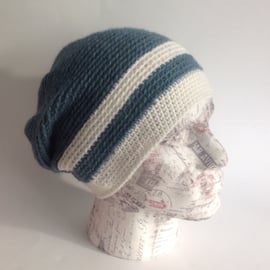 SLOUCH BEANIE hat 'Traveller'. Alpaca and wool blend.. Teal , white .