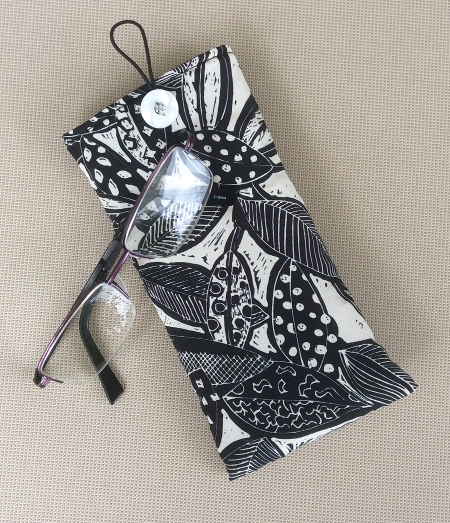 Glasses, sunglasses case, black on cream abstract leaf pattern