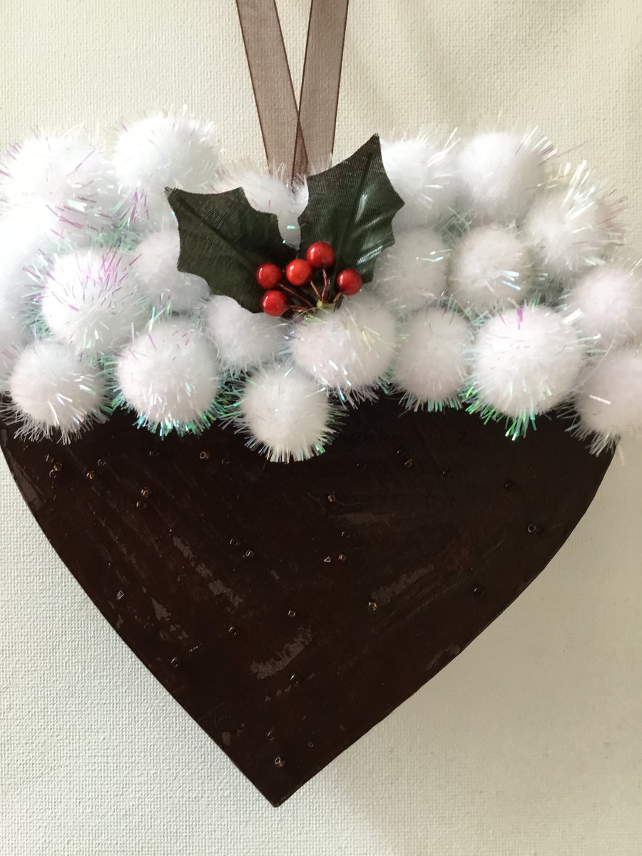 Heart Christmas pudding hanging decoration. CC480. 