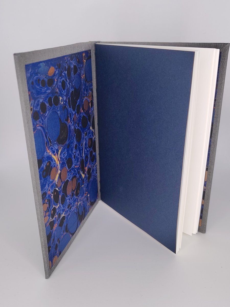 Handbound notebook - A6 recycled paper
