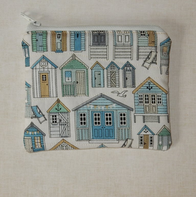 Coin purse beach huts