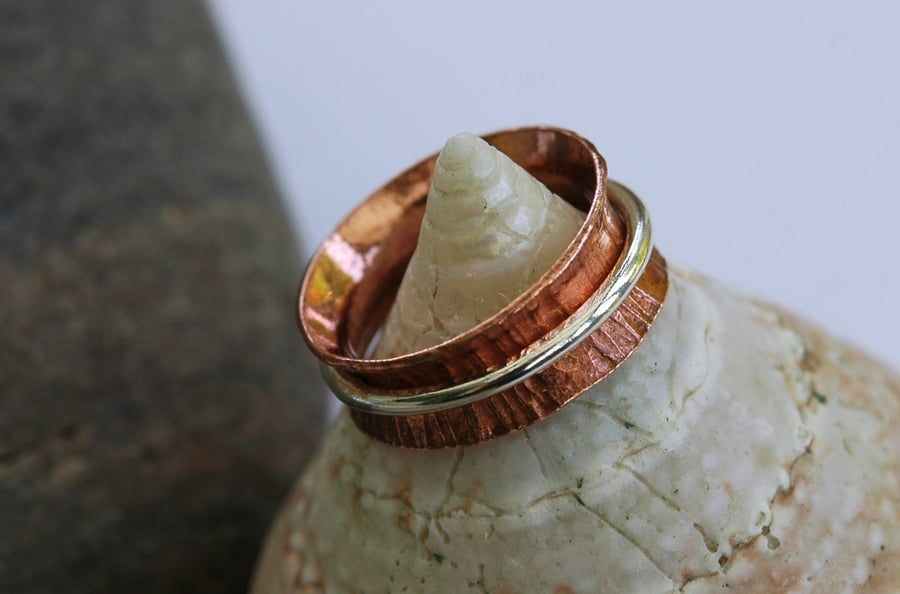 SALE!  Hammered Copper and Sterling silver Spinning Ring, size I-J,  R71B1