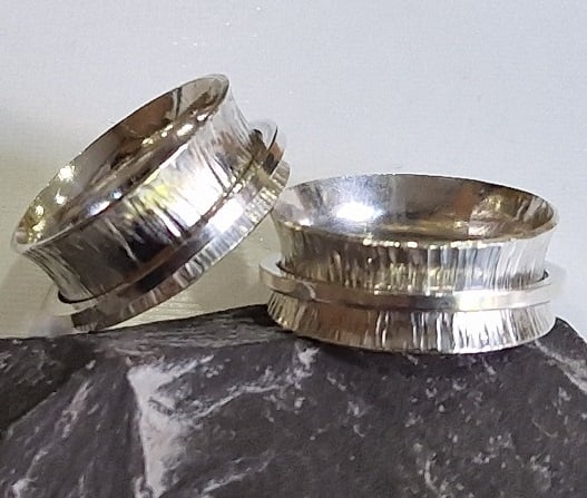 Handmade : Sterling silver textured spinner ring : made to order 