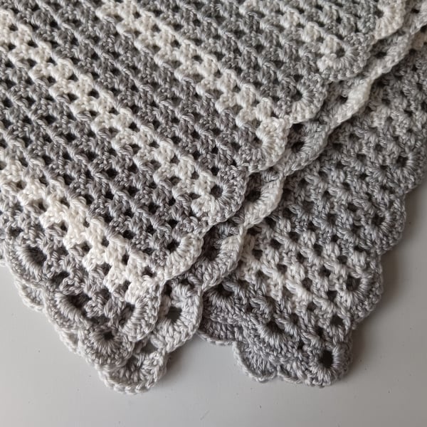 Crochet Blanket (Shell Beach) - soft, cosy and warm