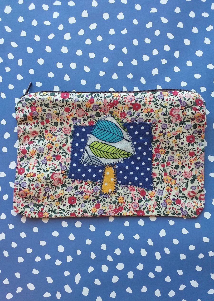 Embroidered Toadstool Purse 