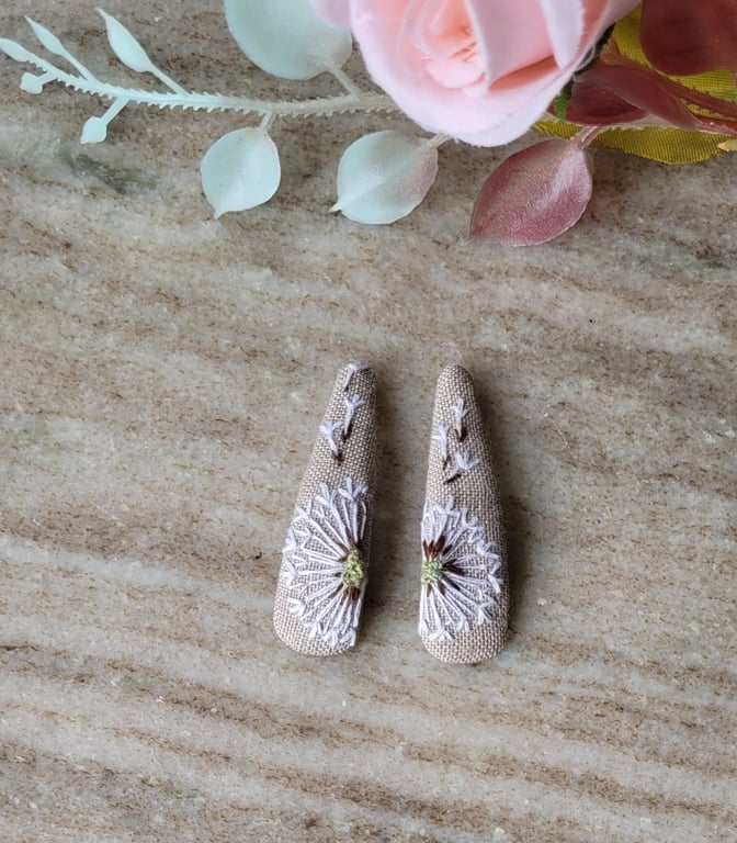 dandilion hair clip,  light grey pure linen,  floral summer, gift for girls 