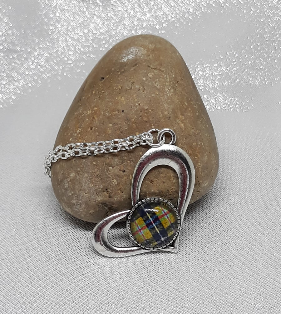 NL274 Heart shaped Cornish tartan necklace