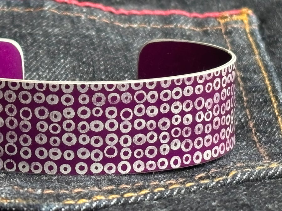 Pink circles aluminium cuff