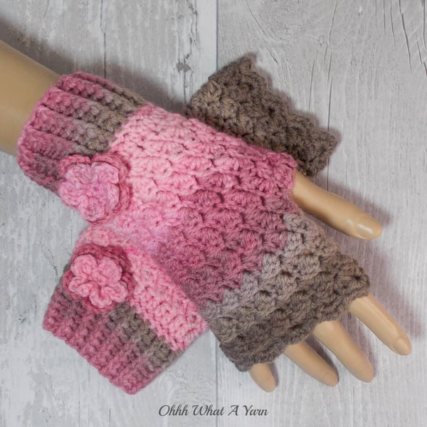 Crochet gloves. Pink and brown ombre fingerless gloves. Pink gloves.