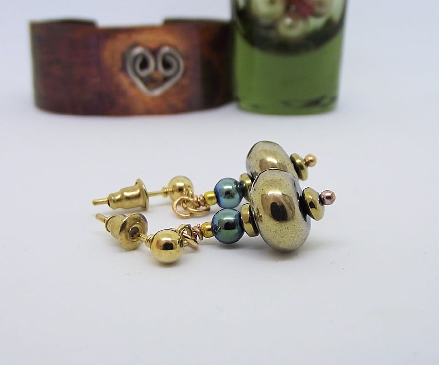 Earrings gemstone gold and green haematite drop gold stud