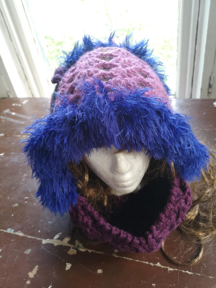 Bonkers Hood with Cowl.  Bargain Bin Now Only 15 Quid