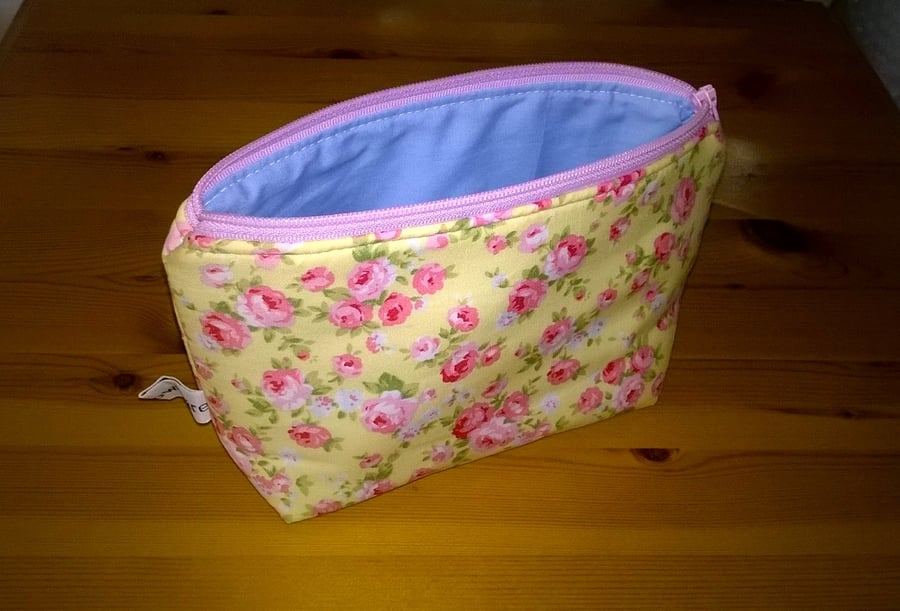 Lemon make up bag, cotton and fully lined, yellow floral, handmade, new