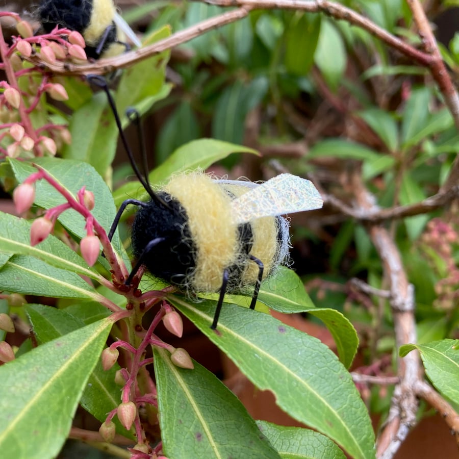 Needle felted bumble bee, bee model free standing