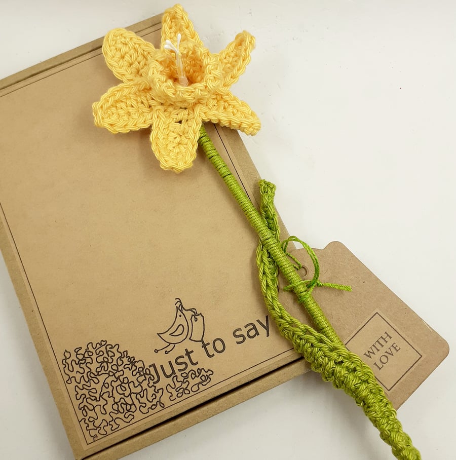 Crochet Daffodil - Alternative to a Greetings Card 