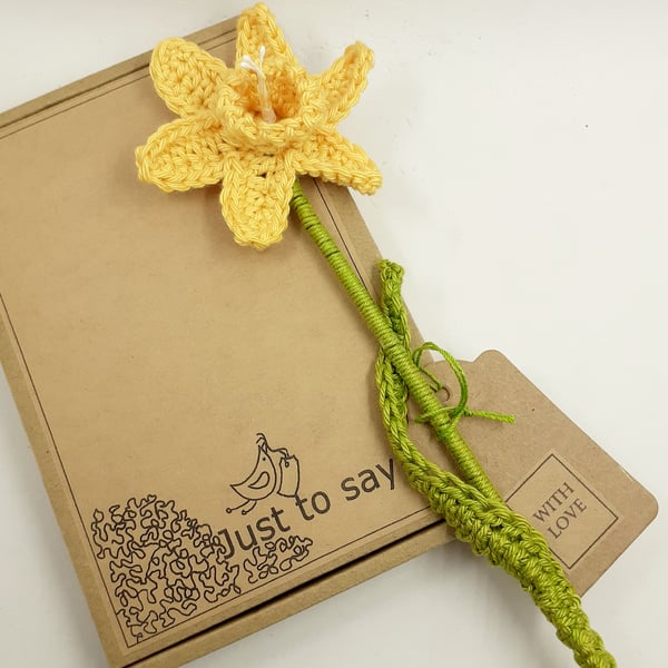 Crochet Daffodil - Alternative to a Greetings Card 