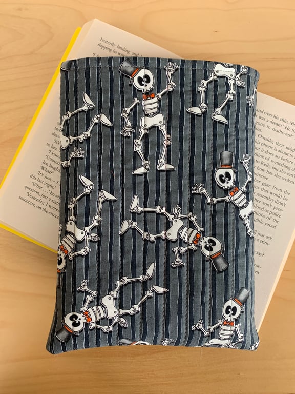 Skeletons In Top Hats Quilted Fabric Book Sleeve - Paperback Size