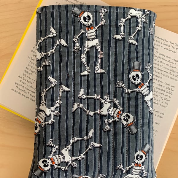 Skeletons In Top Hats Quilted Fabric Book Sleeve - Paperback Size