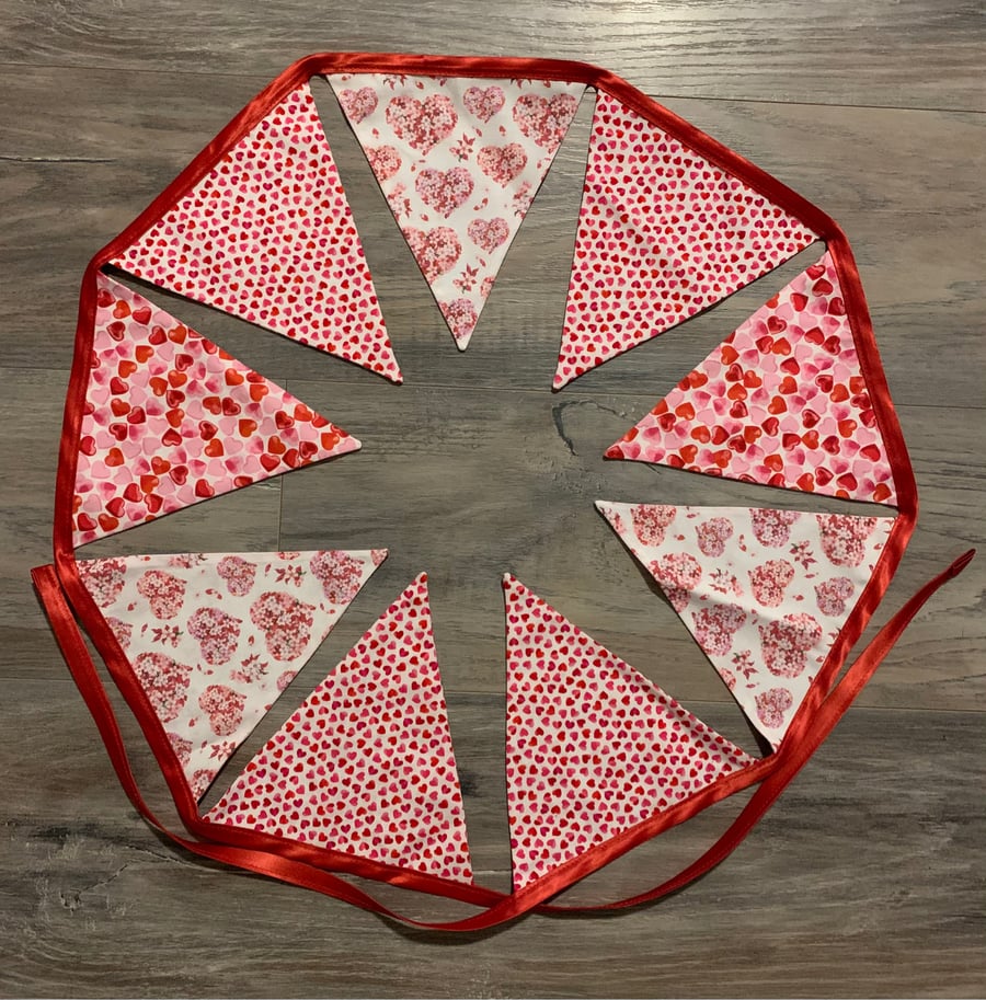 Large bunting with pink hearts 