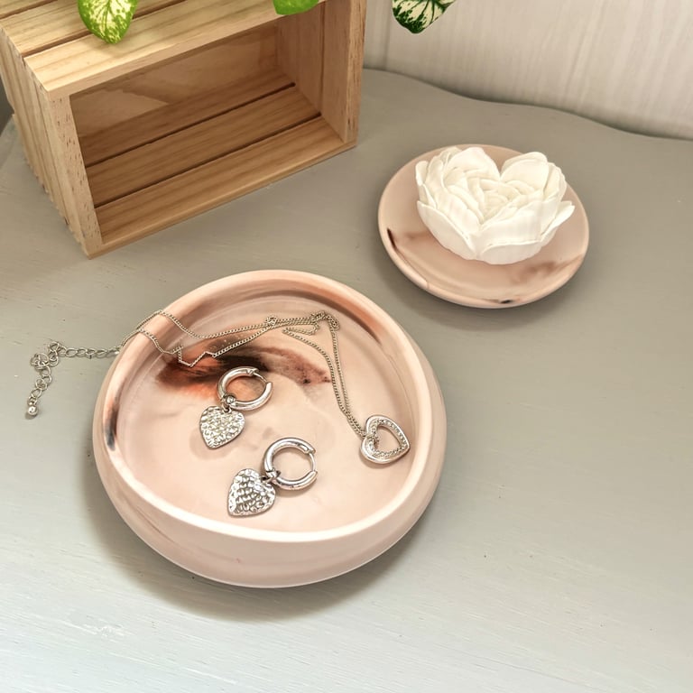 Blush Marble Round Jewellery Tray and Rose Diffuser 