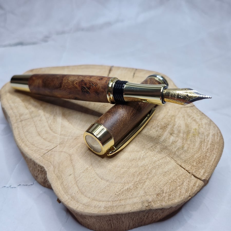 Hand Turned Wooden Fountain Pen - Elm Burr