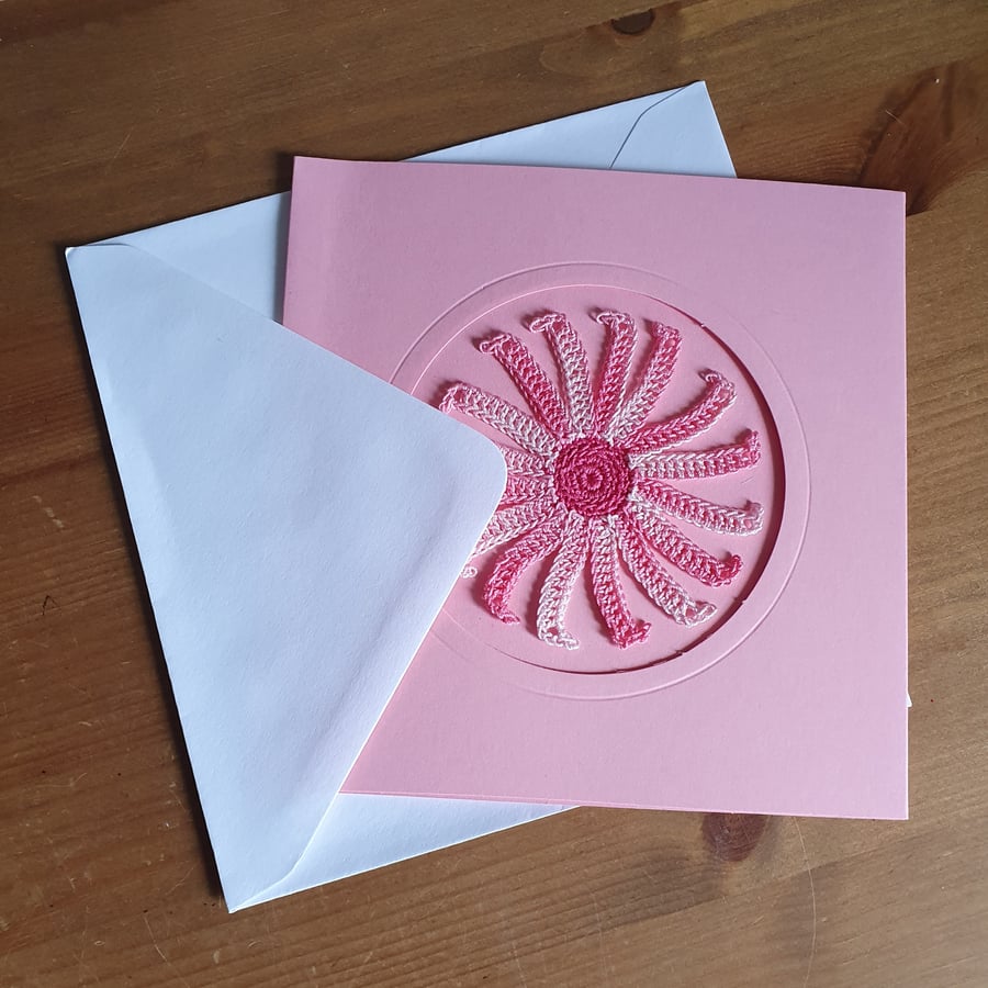 PINK CARD, PINK MULTI SPIRAL TO CENTRE - 13CM SQUARE - BLANK FOR YOUR MESSAGE