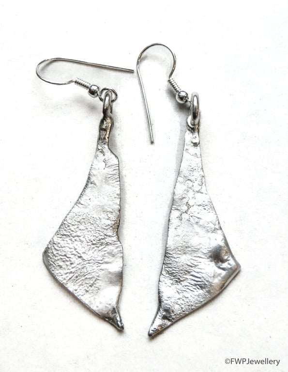 Silver Wire Hoop Earrings with Beaten leaves