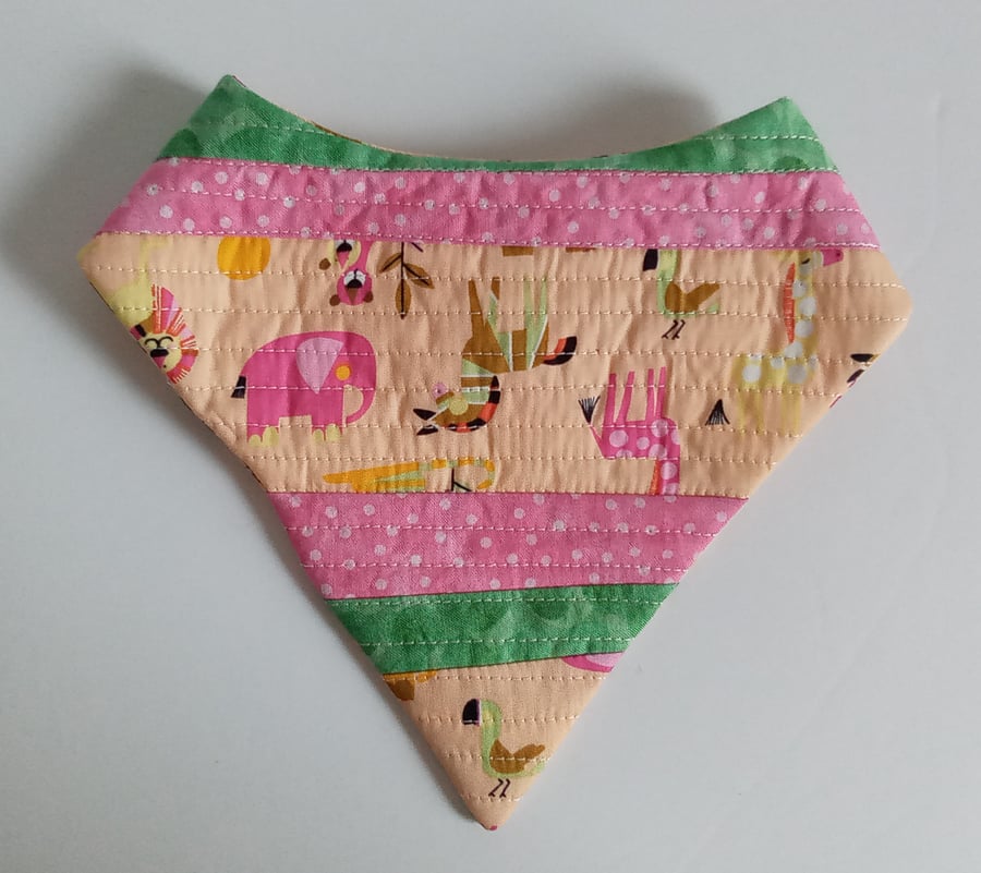 Newborn bandana bib, reversible bib, Patchwork dribble bib, baby shower gift