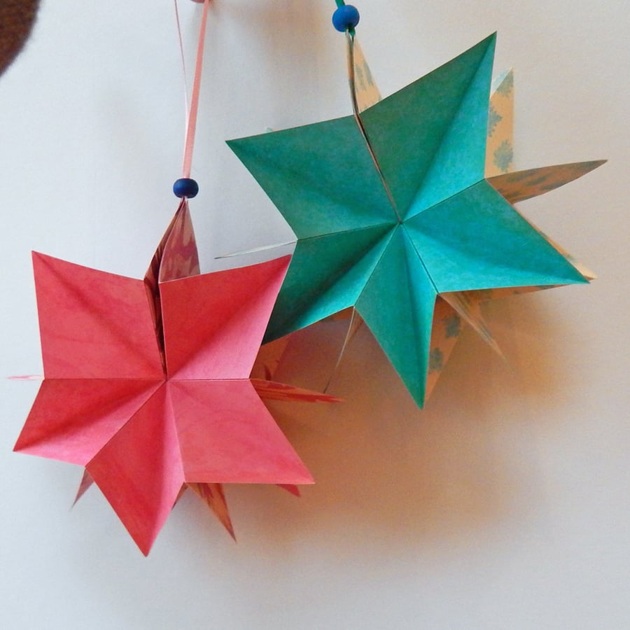 Christmas Stars - Folding Paper Star Ornaments in Turquoise and Pink 