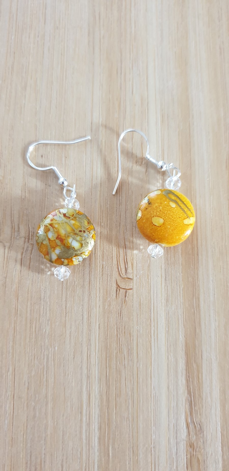 Yellow round earrings